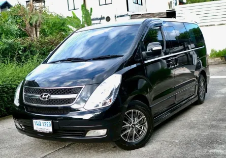 Hyundai H-1 2.5 Deluxe ปี2011 สีดำ ออโต้ ดีเซล
