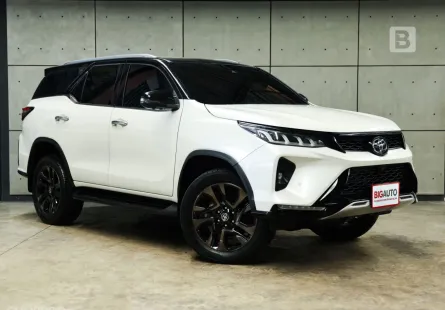 2023 Toyota Fortuner 2.8 Legender SUV AT (Black Top) รุ่น TOP สุด 2WD ไมล์แท้ 1 หมื่น B7272