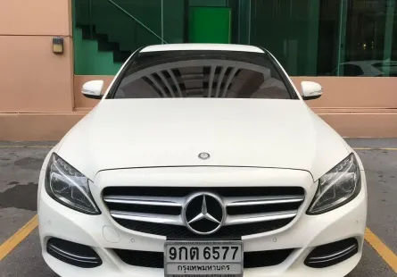 🚗✨ ขาย! Benz C200 W205 ปี 2015 สีขาว ✨🚗