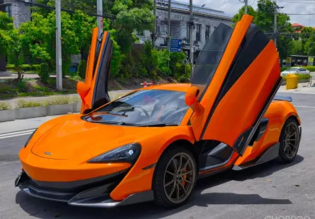 2020 McLaren 600LT สีส้ม