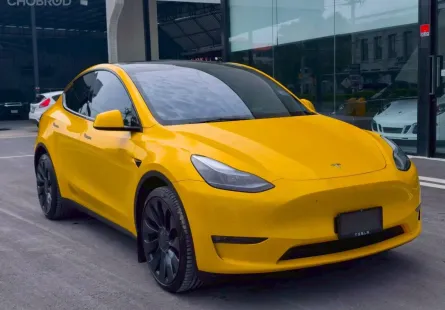 2023 Tesla Model Y Performance รถเก๋ง 4 ประตู ออกรถง่าย