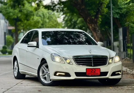 Mercedes-Benz E250 CGi W212 AT ไมล์9หมื่นโลแท้ รถศูนย์เบนซ์ราชครู สภาพสวย พร้อมใช้งาน  
