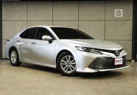 2020 Toyota CAMRY 2.0 G Sedan AT ไมล์เเท้ พร้อมสีบรอนซ์เงินที่สวยแบบเรียบร้อย เรียบหรูมีรสนิยม B2694