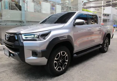 2022 Toyota Hilux Revo 2.4 HIGH PRE RUNNER รถกระบะ รถสวยสภาพใหม่ มือเดียว ฟรีดาวน์