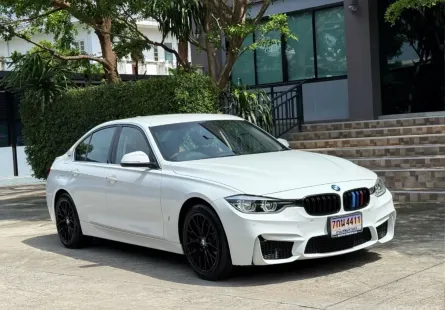 2018 BMW 330e รถมือเดียวออกป้ายแดง รถวิ่งน้อย เข้าศูนย์ทุกระยะ ไม่เคยมีอุบัติเหตุครับ