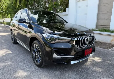 2022 BMW X1 2.0 sDrive20d SUV ออกรถง่าย รถบ้านมือเดียว ไมล์น้อย 