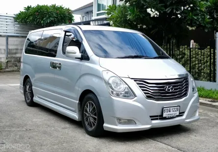 2011 Hyundai Grand Starex 2.5 VIP รถตู้/VAN รถบ้านแท้ ไมล์น้อย เจ้าของขายเอง 