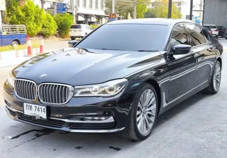 2017 BMW 7 Series 3.0 740iL รถเก๋ง 4 ประตู 