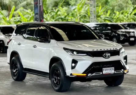 ขาย Fortuner มือสอง 2022 Toyota Fortuner 2.4 Leader V 4WD SUV ฟรีดาวน์ ฟรีส่งรถ การันตีรถสวย100%