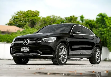 Benz GLC300e Coupe AMG Facelift ปี 2021 รถมือเดียวป้ายแดง เท่านั้น สภาพสวยมาก ๆ