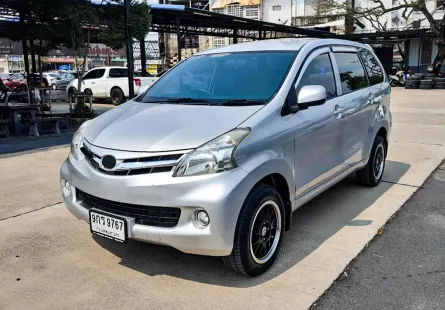 Toyota Avanza 1.5 G เกียร์ออโต้ ปี 2012 ผ่อนเริ่มต้น 3,*** บาท
