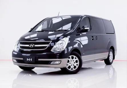 6B002 HYUNDAI H-1 2.5 DELUXE AT 2010