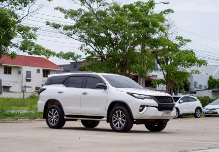 Toyota Fortuner 2.4 V 2WD ปี 2019