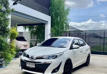 2017 Toyota Yaris Ativ 1.2 G รถเก๋ง 4 ประตู 
