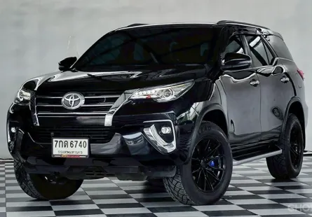 TOYOTA NEW FORTUNER 2.4 V.2 WD DISC 4 ล้อ เกียร์ออโต้ ปี 2018