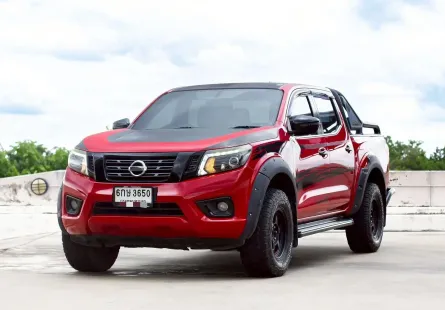 2017 Nissan Navara 2.5 Calibre Black Edition รถกระบะ 