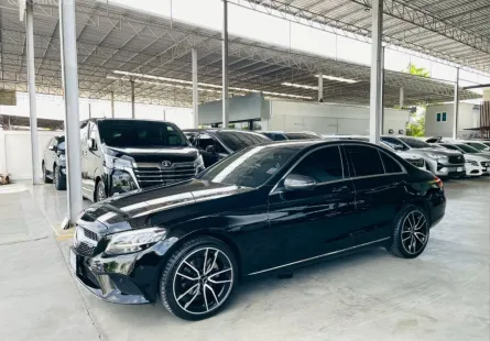 MERCEDES-BENZ C220d 2.0 AVANTGARDE 2020 รถสวย สภาพพร้อมใช้ ไมล์น้อย 6 หมื่น แต่ง AMG รับประกันตัวถัง