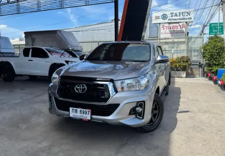 2019 Toyota Hilux Revo 2.4 รถกระบะ 