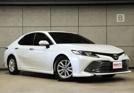 2020 Toyota CAMRY 2.0 G Sedan AT ไมล์เเท้ 8 หมื่น สีขาวยอดนิยม ประวัติดีเข้าเช็กศูนย์ทุกระยะ  B6198