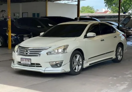 2016 Nissan TEANA 2.5 รถเก๋ง 4 ประตู รถบ้านแท้ ไมล์น้อย 
