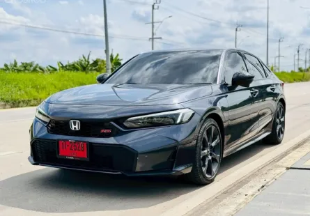 2025 Honda CIVIC 2.0 e:HEV RS รถเก๋ง 4 ประตู ขายรถบ้าน ไมล์น้อย มือเดียวป้ายแดง 