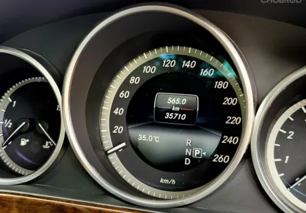 2015 BENZ E200 FACELIFT รถมือเดียวสภาพป้ายแดง 35,000 กม รถเข้าศูนย์ทุกระยะ ไม่เคยมีอุบัติเหตุครับ
