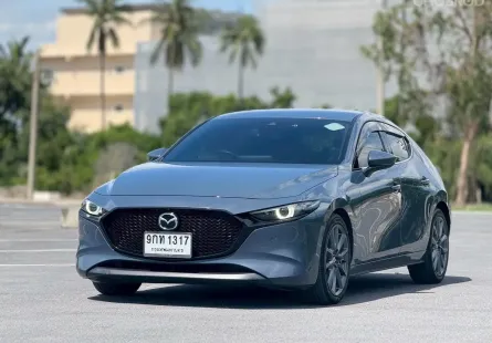 2020 Mazda 3 2.0 Sports (5Door) รถเก๋ง 5 ประตู รถสวย ไมล์น้อย 