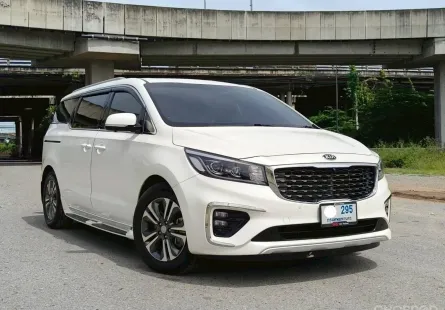 2019 Kia Grand Carnival 2.2 SXL Wagon ไมล์น้อย มือเดียวป้ายแดง 