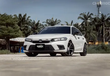 2023 Honda CIVIC 2.0 e:HEV RS รถเก๋ง 4 ประตู 