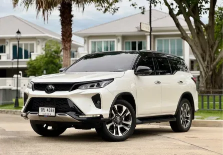 2021 Toyota Fortuner 2.8 Legender รถตู้/MPV 