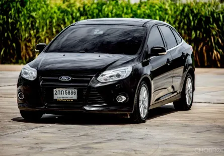 2013 Ford FOCUS 2.0 รถเก๋ง 4 ประตู 