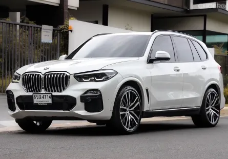 2019 BMW X5 3.0 xDrive30d SUV ออกรถง่าย รถสวย ไมล์น้อย 