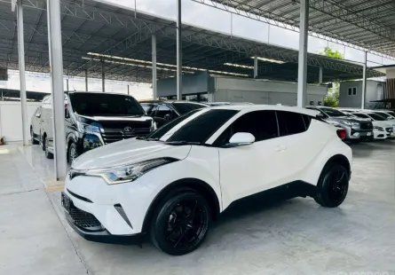 TOYOTA CH-R 1.8 MID ปี 2018 รถสวย สภาพพร้อมใช้ ไมล์น้อย 5 หมื่นโล TOP รับประกันตัวถังสวย