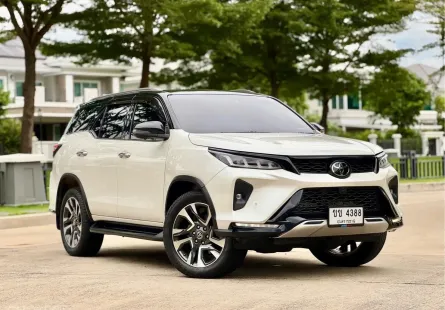 2021 Toyota Fortuner 2.8 Legender SUV เจ้าของขายเอง รถสวย มือเดียวป้ายแดง  