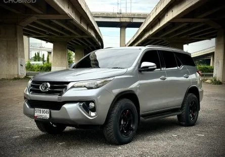 2015 Toyota Fortuner 2.8 V SUV ฟรีดาวน์