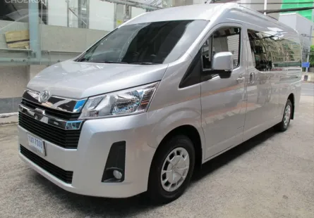 2020 Toyota COMMUTER 2.8 หลังคาสูง รถตู้สวยสภาพใหม่ มือเดียว เช็คศูนย์ตลอด  ฟรีดาวน์
