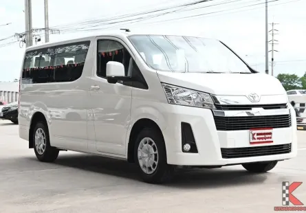 มีวารันตีศูนย์ Toyota Hiace ปี24 เกียร์ออโต้ ไมล์ 6พัน สภาพป้ายแดง