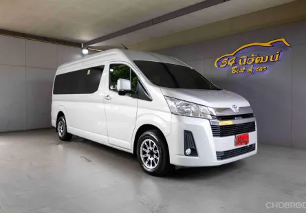 2020 TOYOTA COMMUTER 2.8 GL AT