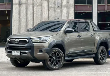 🔥 ถูกกว่าป้ายแดง ประหยัดทันที 320,000 บาท! 🔥 Toyota Revo Rocco 2.4 Prerunner 4ประตู เกียร์ออโต้ 