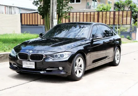 ขายรถ BMW 320i 2.0 F30  Sport ปี2013 รถเก๋ง 4 ประตู 