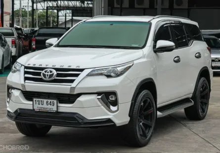2021 Toyota Fortuner 2.4 V SUV ผ่อน14,xxx ดูแลฉุกเฉิน24ชม. ทั่วประเทศ ขัดสีเคลือบแก้ว 