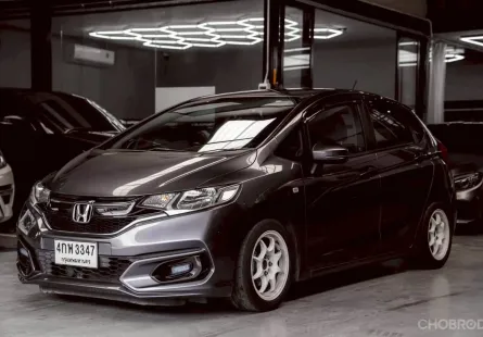 2015 Honda JAZZ 1.5 i-VTEC รถเก๋ง 5 ประตู ขาย รถสวย ไมล์แท้  