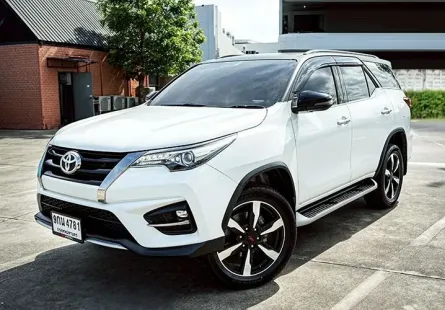 2020 TOYOTA FORTUNER 2.8 TRD SPORTIVO BLACK TOP 4WD  
