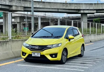 2014 Honda JAZZ 1.5 i-VTEC รถเก๋ง 5 ประตู 