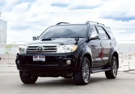 2010 Toyota Fortuner 3.0 V SUV 