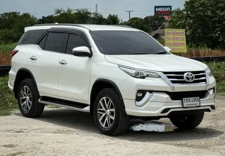2020 Toyota Fortuner 2.4 V SUV ออกรถง่าย รถบ้านมือเดียว ไมล์น้อย 