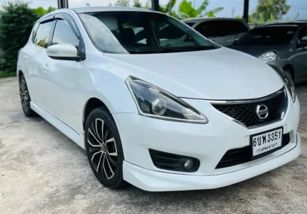 2013 Nissan Pulsar 1.6 รถเก๋ง 5 ประตู  ท้อปสุด
