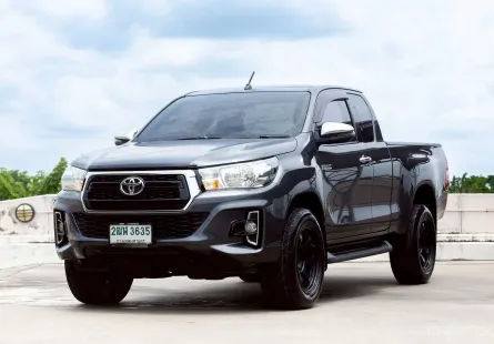 2020 Toyota Hilux Revo 2.4 Prerunner รถกระบะ 