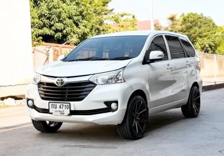 2017 Toyota AVANZA 1.5 รถตู้/MPV 