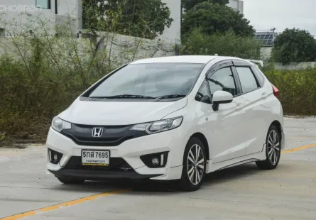 Honda Jazz 1.5 S AT สีขาว ปี 2016